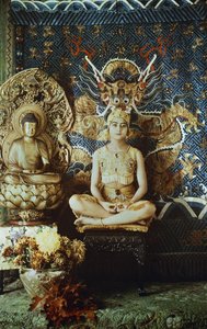 坐着的女人的东方主义研究，约1850-1900年（曼陀罗，带录音） 作者 路易斯·阿梅迪·曼特和埃德蒙·戈德施密特