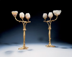 玉兰灯 作者 路易斯和道姆·奥古斯特·马若雷勒