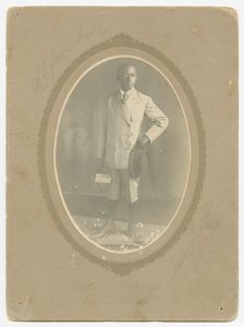 阿莫斯-哈珀去学校的照片，约1910年。 作者 卢修斯·哈珀