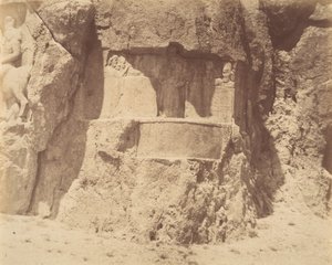 6 [Naksh-i Rustam, Near Persepolis], 1840-60年代。 作者 路易吉·佩斯