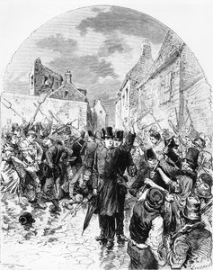 爱尔兰的骚乱 - 一名在穆林加尔被警方逮捕的天主教神父于1881年6月25日在LeMondeIllustré被人民拯救 作者 费迪南德斯