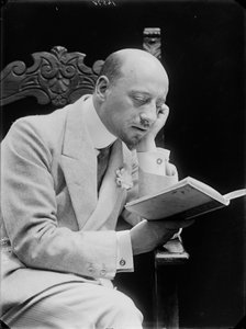 加布里埃尔-邓南遮，作者：努内斯-韦斯，马里奥（1856-1932）。银胶摄影 作者 马里奥·纽尼斯·维斯（Mario Nunes Vais）