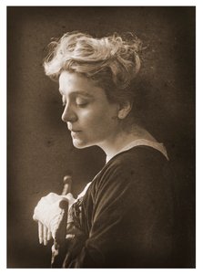 埃莱奥诺拉·杜斯的肖像，c.1910（照片） 作者 马里奥·纽尼斯·维斯（Mario Nunes Vais）