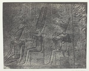 卡纳克宫，花岗岩圣地的外部雕塑，底比斯，184951，1852年印刷。 作者 马克西姆·杜营