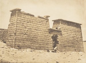 塞博纳神庙的塔架，1850年4月3日。 作者 马克西姆·杜营