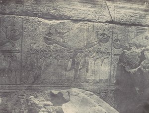 底比斯。卡纳克宫。花岗石圣殿的外部雕塑，1850年。 作者 马克西姆·杜营