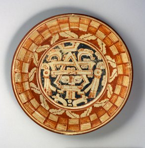 板材，c.600-800（白色防滑漆上带有红色，橙色和黑色的陶瓷）