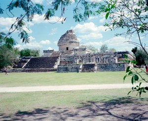 Precolombian civilization: view of the site of Chichen Itza in the Yucatan region. Mayan civilization, classical period and Mayan renaissance, 750-1200 AD. Mexico 作者 玛雅玛雅人