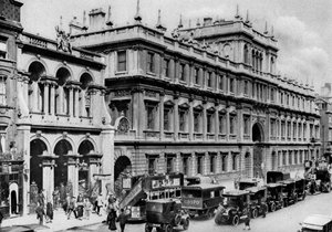 伯灵顿拱廊入口和皮卡迪利皇家学院的房子，1926-1927年。