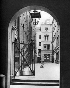 伦敦圣殿神庙（Mitre Court），1926-1927年。 作者 麦克里什
