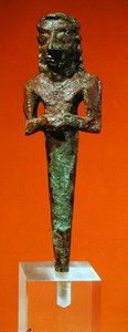 地基钉，来自特洛（古吉尔苏），约公元前2800-2300年（青铜）。 作者 美索不达米亚