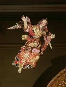 圣约瑟夫教堂祭坛上方的天使（彩绘木）