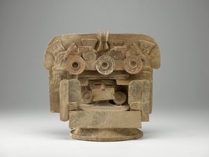 Incensario，约200-600年（兵马俑和油漆） 作者 墨西哥学校