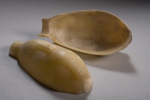 鸭子（雪花石膏）形式的两部分船（另见249012-13和249015）