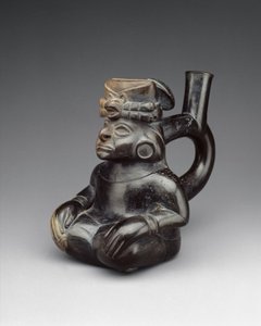 坐姿人物瓶，2-5世纪（陶瓷）。 作者 莫切莫切