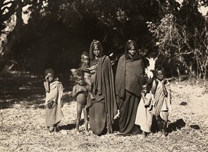 在法西斯主义时代建立一个帝国。非洲土著，1936年5月9日（黑白照片）。 作者 莫迪斯蒂诺·巴尔迪内蒂