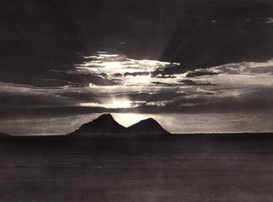 在法西斯时代建立一个帝国。阿布加梅尔山，1936年5月9日（黑白照片）。 作者 莫迪斯蒂诺·巴尔迪内蒂