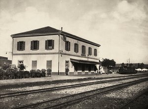 Building an Empire in the Fascist age: Railway station of Asmara, 09/05/1936 (b/w photo) 作者 莫迪斯蒂诺·巴尔迪内蒂