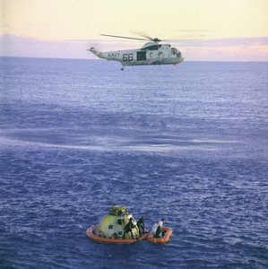 阿波罗10号--美国宇航局，1969年。 作者 NASA图片