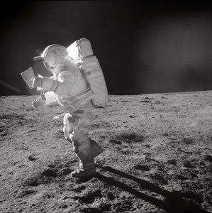 阿波罗14号--美国宇航局，1971年。 作者 NASA图片