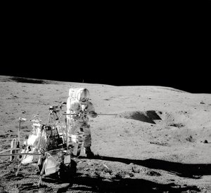 阿波罗14号--美国宇航局，1971年。 作者 NASA图片