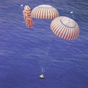 阿波罗15号--美国宇航局，1971年。 作者 NASA图片