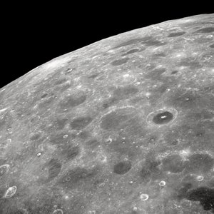 阿波罗8号--美国宇航局，1968年。 作者 NASA图片