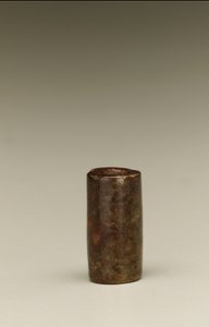 圆柱珠，太湖地区，良渚文化，公元前3300-2250（玉）