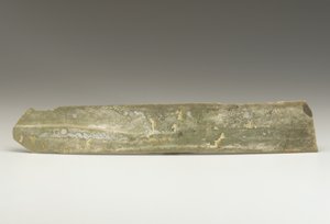 收割刀（胡），齐家文化，公元前2500年至2000年（玉）