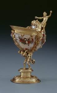 鹦鹉螺杯，1560号（镀金银，鹦鹉螺和彩绘珍珠母）