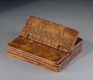 Runic almanac，16世纪（雕刻黄杨木）