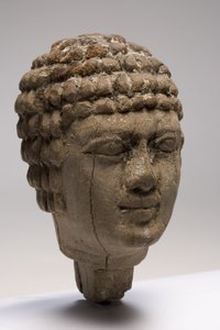 一个人的头（木头）（另见249003-5） 作者 Old Kingdom Egyptian