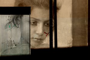 墙上的肖像，2019（数字混合媒介） 作者 