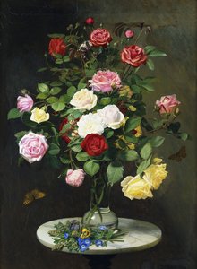 玻璃花瓶里的一束玫瑰花，大理石桌上的野花，1882年