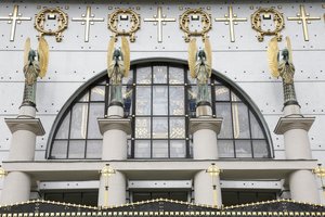 Am Steinhof 教堂（church Leopld）由奥地利维也纳的 Otto Wagner 设计（照片）