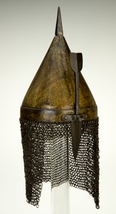 头盔，可能是16世纪，在19世纪经过修改（镀金的赤褐色铁） 作者 奥斯曼帝国学校