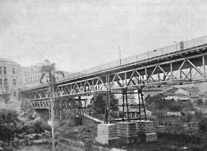 查高架桥，1895年