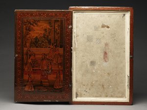 描绘神圣家族的工具箱，约1830年（混合媒体）。 作者 波斯学校