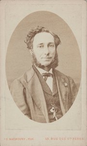 小提琴家和作曲家卡米洛-西沃里1815-1894年的肖像。 作者 摄影工作室 Eugène Maunoury。