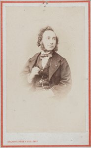 小提琴家和作曲家卡米洛-西沃里1815-1894年的肖像。 作者 摄影工作室 Trantoul Père 和 Fils。