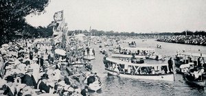 亚拉河畔的亨利"，维多利亚州墨尔本，约1904年，摘自 "南十字星下--澳大利亚掠影"，由墨尔本外交部出版。 作者 澳大利亚摄影师
