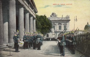 德国士兵在柏林 Neue Wache 外游行（彩色照片） 作者 德国摄影师