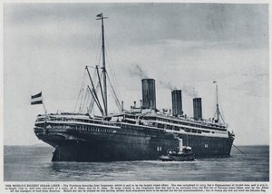Imperator，1913 年为德国汉堡美国线建造的远洋班轮，在第一次世界大战结束后被盟军用来运送美国军队返回美国（黑白照片） 作者 德国摄影师