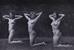 The Body Beautiful, Physical Culture for Women (b/w photo) 作者 德国摄影师