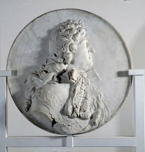 勋章（大理石）代表路易十四（1638-1715）的低浮雕 作者 Pierre Puget