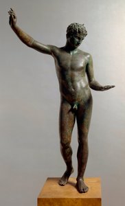 希腊艺术：代表爱马仕运动员少年的“马拉松青年”（ephebe）铜像，归功于雕刻家 Praxitele（公元前 4 世纪），公元前 460 年，昏暗。 130 厘米 - 雅典娜，国家考古博物馆 (inv. 15118) - 马拉松青年 (ephebe)