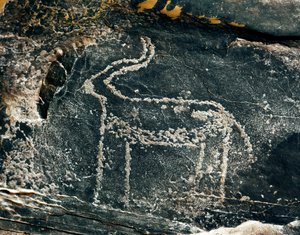 史前，岩画：表现羚羊的墓岩。石器时代，公元前5000-2000年。阿尔及利亚Haut plateau du Hoggar (Ahaggar), Taghit. 作者 史前史前