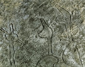 史前史，岩石艺术：狩猎场景表现的岩画（石头上的涂鸦）。 新石器时代，石器时代。 （阿塞拜疆）青铜时代。 巴库，阿塞拜疆国家宗教历史博物馆 作者 史前史前