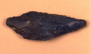 在Isolino di Varese（意大利）发现的石制箭头。 作者 史前史前