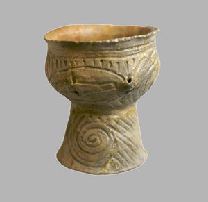 公元前4400年至4100年，酒杯与蛇
